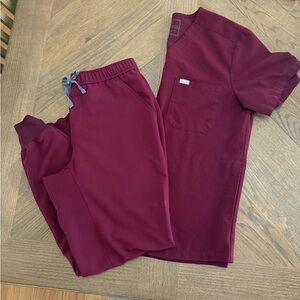 Figs Men's Burgundy Set